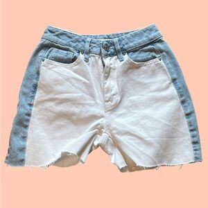 Pacsun jean two toned trendy shorts size 22”